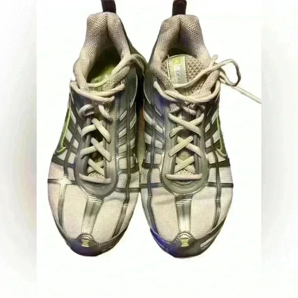 Vintage Nike Shox Womens Running Shoes Size 8 Silver Green Athletic Sneakers - Picture 1 of 7